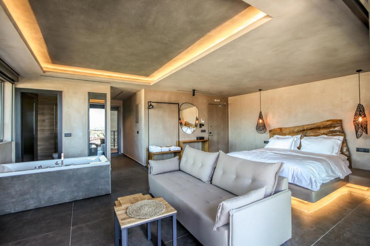 Meteora Heaven And Earth Premium Suites - Adults Friendly Kalambaka Eksteriør billede