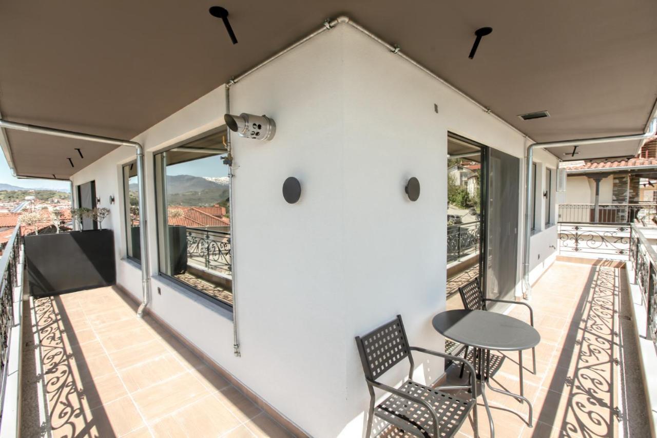 Meteora Heaven And Earth Premium Suites - Adults Friendly Kalambaka Eksteriør billede