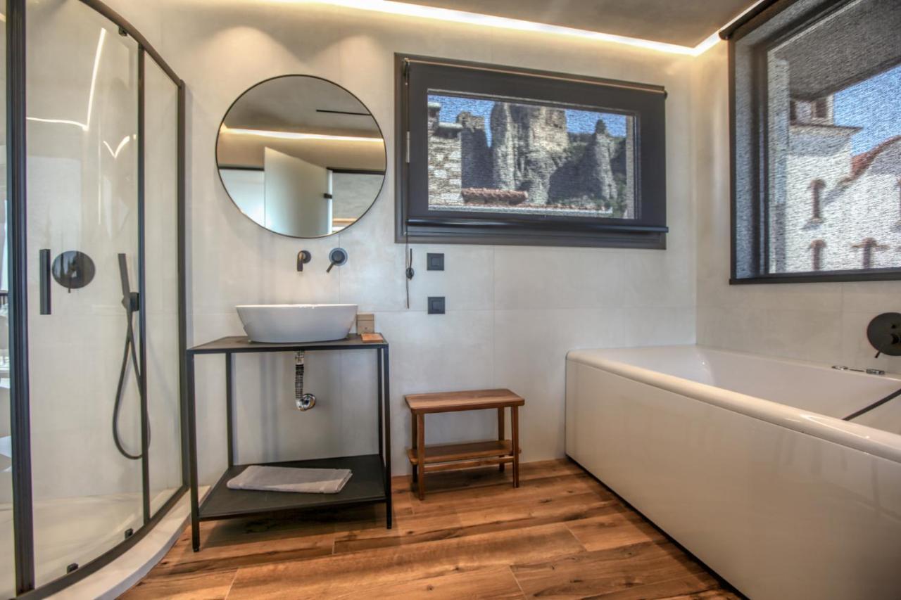 Meteora Heaven And Earth Premium Suites - Adults Friendly Kalambaka Eksteriør billede